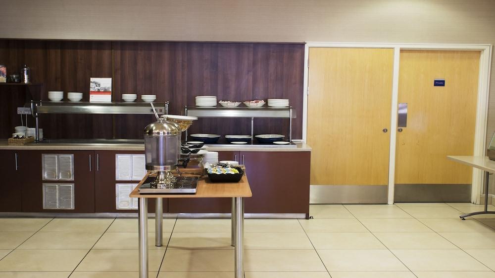 Holiday Inn Express Hull City Centre By Ihg Kingston upon Hull Exterior photo